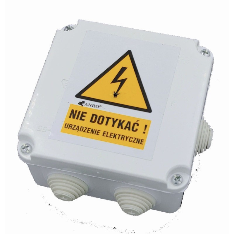 Kamera Wi-Fi ukryta w puszce elektrycznej do dyskretnego monitoringu pomieszczeń.
